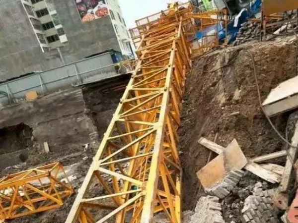 正定新区吊车出租_吊车租赁需要注意哪些事项?